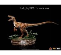 JURASSIC WORLD Lost World Velociraptor 1/10 Deluxe Art Scale Statue Iron Studios