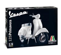 Vespa 125 Primavera Piaggio 1:9 Plastic Model Kit 4633 Italeri
