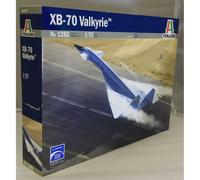 Italeri Plastic Aircraft Model Kit - XB-70 Valkyrie - 1:72 - 1282