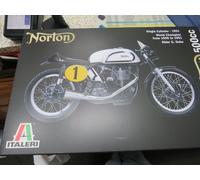 ITALERI NORTON MANX 500CC 1951 SINGLE CYLINDER BIKE RIDER G.DUKE PLASTIC KIT