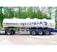 ITALERI 3911 1:24 CLASSIC TANK TRAILER "We are family"