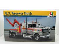 Italeri US Wrecker Truck Ford LTL 9000 1/24 Plastic Model truck Kit 3825