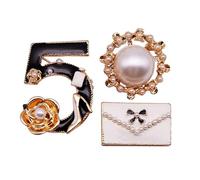 IvoryHaid Brooches and Pins for Women, 3PCS Elegant Pearl Brooches for Women, Vintage Brooch Set with Number 5, Bow, Flower & Purse Designs, Fashion Jewelry gifts for Coat, Dress, Scarf & Bag