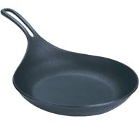 "Iwachuu] Iwai Southern Iron skillet Omuretto 24cm IH correspondence