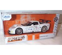 Jada 2005 Corvette C6-R Racing car 1:24 scale diecast model