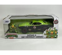 Jada TMNT Raphael and 1967 Chevrolet Camaro 1:24 Scale 253285001