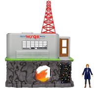 Jazwares Stranger Things WSQK Radio Station Playset - 11-Inch Playset with Three Levels, Two Sides, and 4-Inch Articulated Action Figure