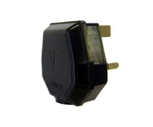 Jegs 1709JE - 13A 3 Pin Nylon Plug in Black
