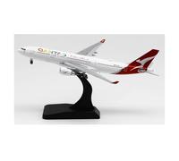 JINGDEE Display scale aircraft 1:400 For Qantas Airlines Airbus A330-200 Diecast Alloy Jet Aircraft Model With Stand Decorative Bookcase Suitable for gift giving