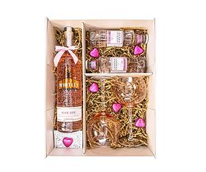 JJ Whitley 70cl Pink Gin Gift Set Hamper with 2 Pink Gin Balloon Glasses, London Essence Tonic, Belgian Heart Chocolates And Gift Box - Birthday Gin Gifts for Her (Pink Gin)