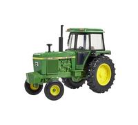 John Deere Britains 4240 Model | Detailed Diecast Metal and Plastic Tractor Toy | Child's Farm Toys for Indoors and Outdoors | Classic Tractor Toys for 3+ Year Old Boys and Girls