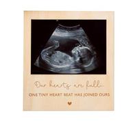 Joli Coon Pregnancy announcement with wooden frame for the ultrasound picture and magnetic back - Our hearts are full - Picture frame ultrasound picture in Polaroid style