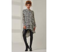 Jolie Moi Asymmetric Tiered Hem Shirt In Black Black