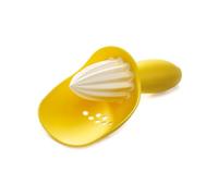 Joseph Joseph Catcher Citrus Manual Juicer Lemon Reamer Orange Lime Squeezer with Pip-Catching Cup, Yellow