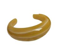 JSGHGDF Translucent Resin Bangle with Soft Floral Art Versatile Accessory for Casual & Formal Outfits Trendy Feminine Charm Comfortable Resin Daily Wear