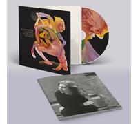 Julia Holter - Something in the Room She Moves