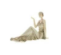 Juliana "broadway Belles" Sat On Floor Hand In Air - Justina