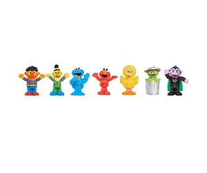 Just Play Sesame Street Neighborhood Friends 6-Pack Collectible Figures - 8 cm Poseable Elmo, Cookie Monster, Big Bird, Oscar, Bert & Ernie Toys for Kids 2 and Up