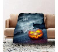 JYLYZZIN Fleece Blanket | Soft Cozy Flannel Throw Blanket | Perfect for Home, Bedroom, Sleepovers & Camping,Halloween Background Jack - O - Lantern in a spooky graveyard.,100x130cm