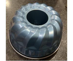 Kaiser 22cm Bundform Pan /Cake Pan NEW
