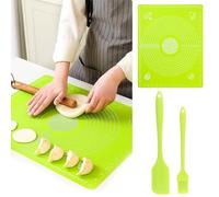 KASESSS Green Silicone Baking Mat Set with Dough Scraper and Brush, Pastry Mat with Measurement Baking Mats Non Stick Silicone 40x30cm Non Slip Table Mats Set for Pastry, Bread, Cookies, Pizza
