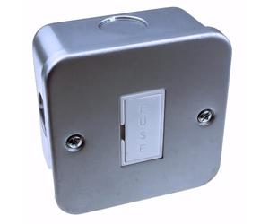 kenable Single Gang Metal Clad Steel Unswitched 13A Fused Connection Unit FCU Box with 5X 20mm Cable Entry Points - Silver
