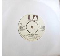KENNY ROGERS 7"Single- Sweet Music Man/Lying Again