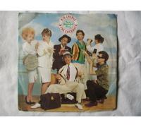 Kid Creole & The Coconuts - KID CREOLE & COCONUTS I'm a Wonderful Thing 7"