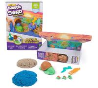 Kinetic Sand, Project Planet Turtle Beach with 396g Play Sand, Tools & Moulds, Sustainably Minded Materials, Sensory Toys for Kids Aged 3+