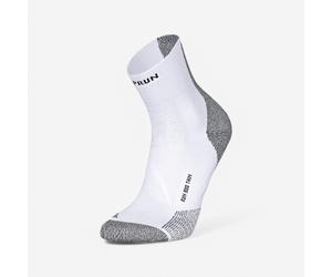 Kiprun Run900 Mid-calf Thin Running Socks - White