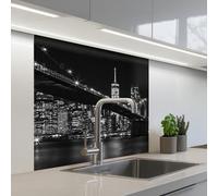 KitchenYeah© Splashback for kitchen 32"x32" / 80x80 cm self adhesive Sink Splash Splatter Guard Backsplash Decor New York - Brooklyn - Bridge - Black and white