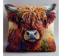 kitphoenix Crochet Pillow Making Kit,Highland Cattle 43X43Cm Hand Knitted Cushion Material Set,Complete Craft Accessories with Tutorial,Warm Home Decoration for Living Room Bedroom