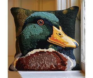 Kitquiver Latch Hook Cushion Kits Duck Latch Hook Kits for Adults Pillow Case 43X43cm Handmade Crochet Craft Kits Cushion Cover Needlework for Home Decoration Patterns Printed DIY Making Kit