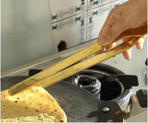 KLEO Brass Tongs for Kitchen for Frying - Chimta for Kitchen Use, Roti Chapati Tool for Dining, Brass Utensils, Antique Desi Peetal Chimta Pakad for Rasoi