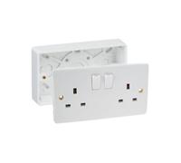 Knightsbridge Cu9000 Curved Edge Switched Socket Dp 2 Gang 13A & Surface Box