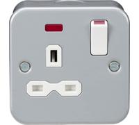 MLA Knightsbridge Metal Clad 13A 1G DP Switched Socket With Neon - MR7000N