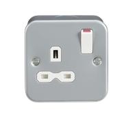 Netlighting Switched Socket MR7000 Metal-Clad 13A 1-Gang DP