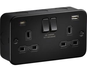 Knightsbridge MR9940TB Metalclad 13A 2G SP Switched Socket with Dual USB C - Textured Sand Black Finish
