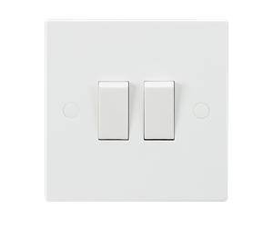 Knightsbridge SN3000 White Square Edge 10AX 2G 2-Way Switch