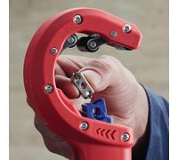 Knipex 90 23 01 Bk Dp50 Pipe Cutter For Plastic Drain Pipes 165Mm Pk 1 26078