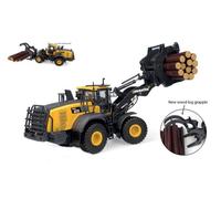 Universal Hobbies Komatsu WA475-10 Loader with Log Tongs