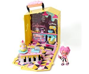 KOOKYLOOS Tiffany’s Pop-Up Bakery - Bakery with more than 15 accessories and exclusive doll with 3 funny expressions. Includes exclusive clothes and footwear, oven, table/fridge and 2 “magic” cakes