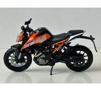 KTM 250 Duke Austrian Motorbike Motorcycle Model Toy Diecast 1:18 Scale Bburago