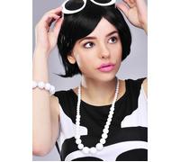 Ladies White 60s Beaded Necklace