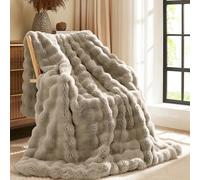 L'AGRATY Faux Rabbit Fur Blanket: 200x220cm Luxury Soft Fluffy Thick Fur Throw Blanket for Couch Bed Sofa - Cozy Plush Bubble Blankets with Warm Flannel Fleece(King,Grey)