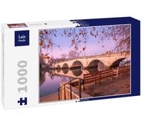 Lais Puzzle Autumn scene with the historic bridge architecture in Richmond Upon Thames, London 1000 pieces