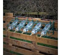 Lamb Bottle Holder Feeding Rack with 5 x 450ml Non-Vac Bottles &Teats, Multi-Lamb Feeder Easily Feed up to 5 Lambs, Mounts to Fences, Hurdles and Walls (Complete Bottle Holder & 5 Bottles)
