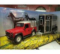 Land Rover Defender SWB 90 Ifor Williams Horsebox & Horses 1:32 Britains Model
