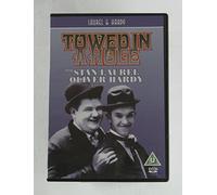 Laurel & Hardy: Towed In A Hole