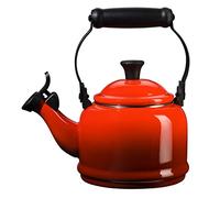 Le Creuset Demi Kettle, Enamelled Steel, Suitable for All Hob Types Including Induction, Enamelled Steel, 1.1 L, Cerise, 92000900060000